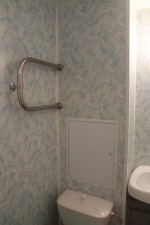 Вид ванной комнаты после установки стеновых пластиковых панелей